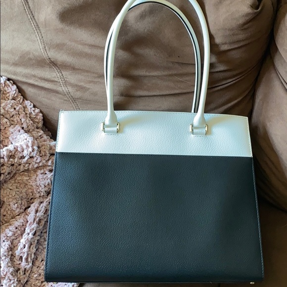 Kate Spade tote - Picture 4 of 10